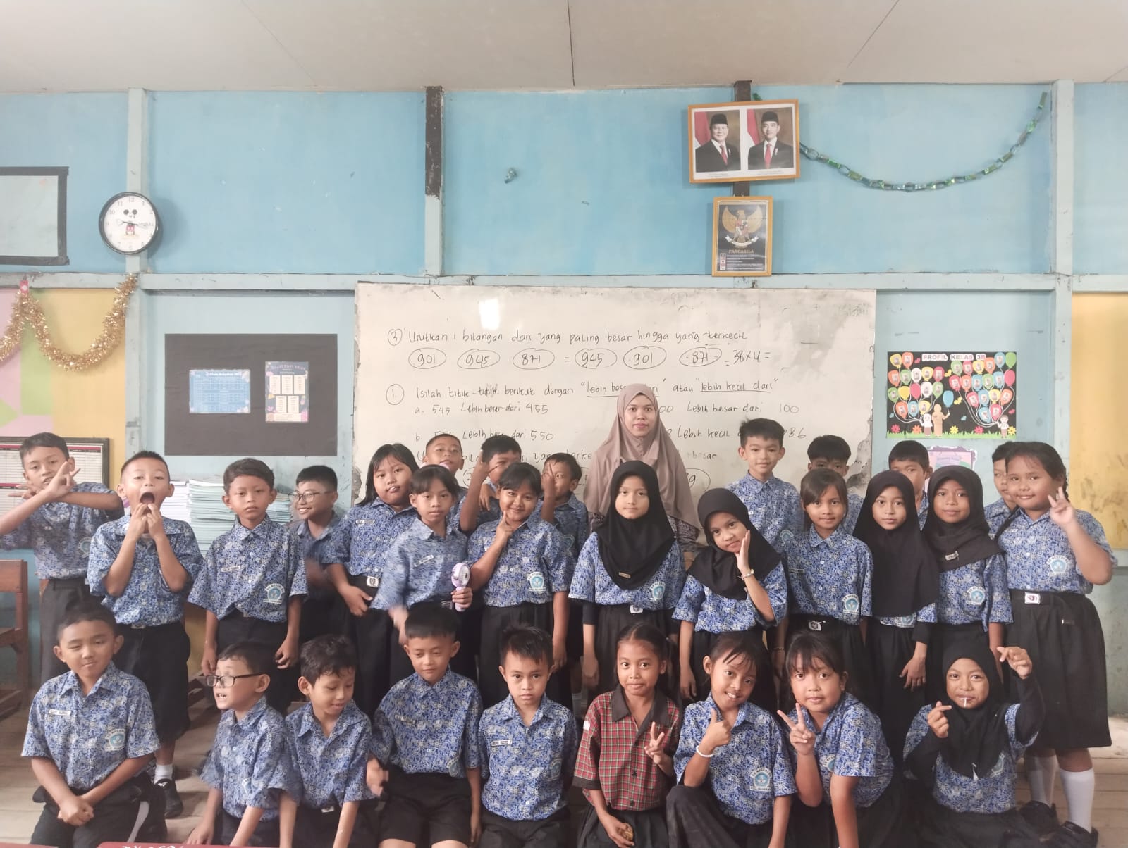 KELAS 3B