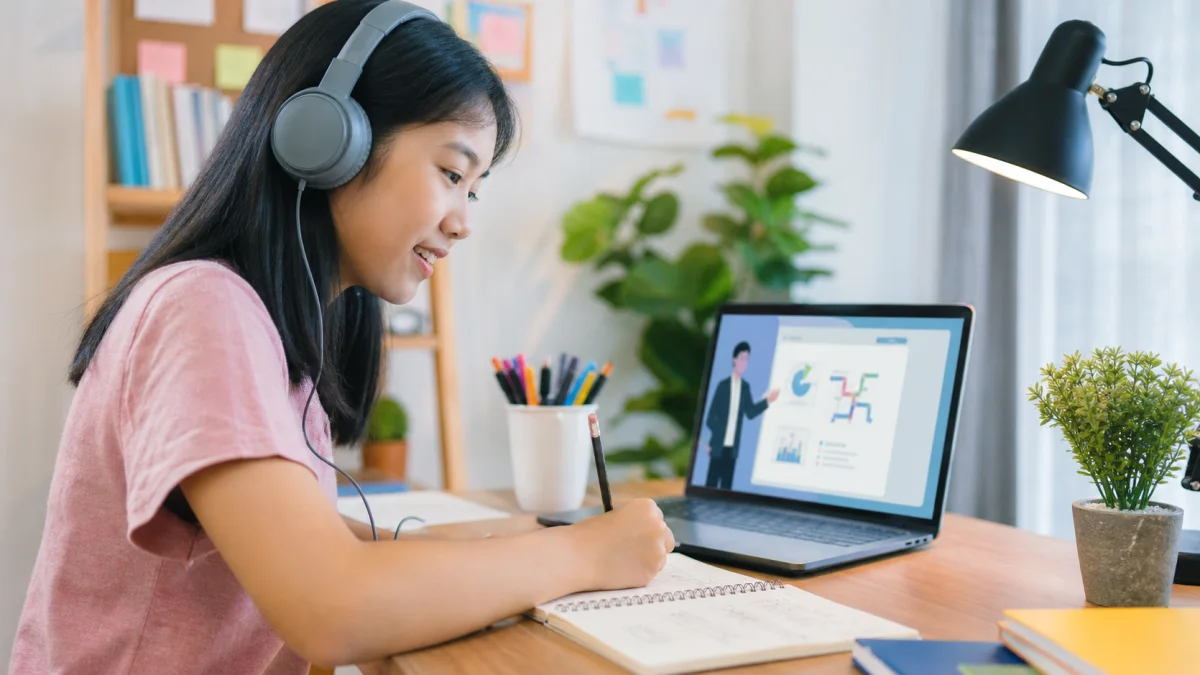 Hal yang Perlu Ada dalam Ulasan Platform Belajar