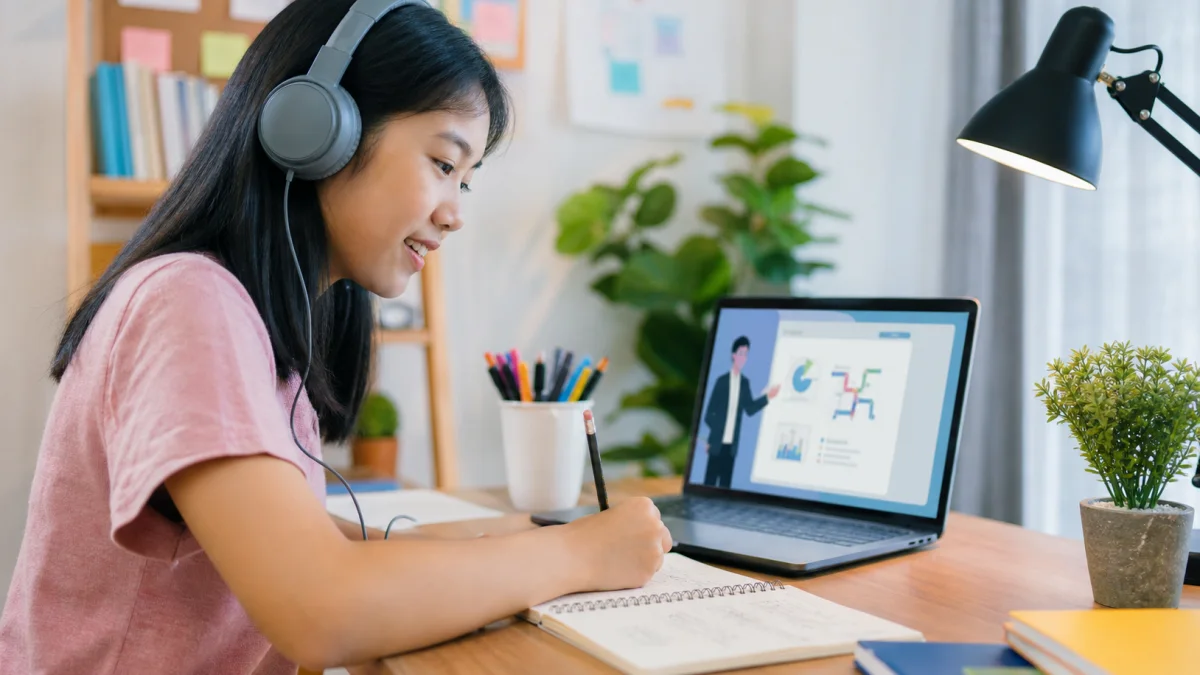 Pentingnya Literasi Digital bagi Pelajar