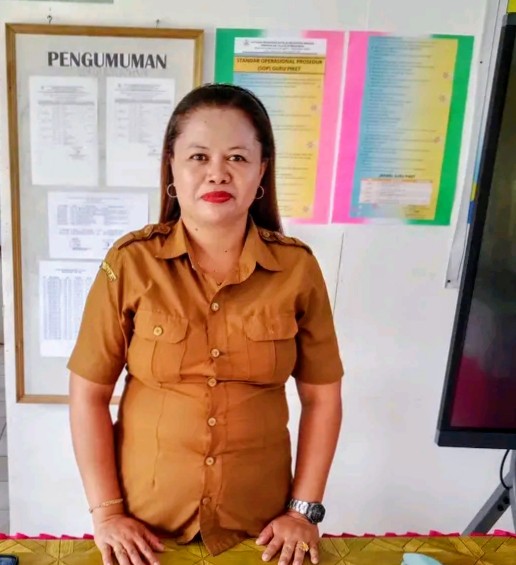 OKTAVIA IRMAWATI BUNAEN, S.Pd